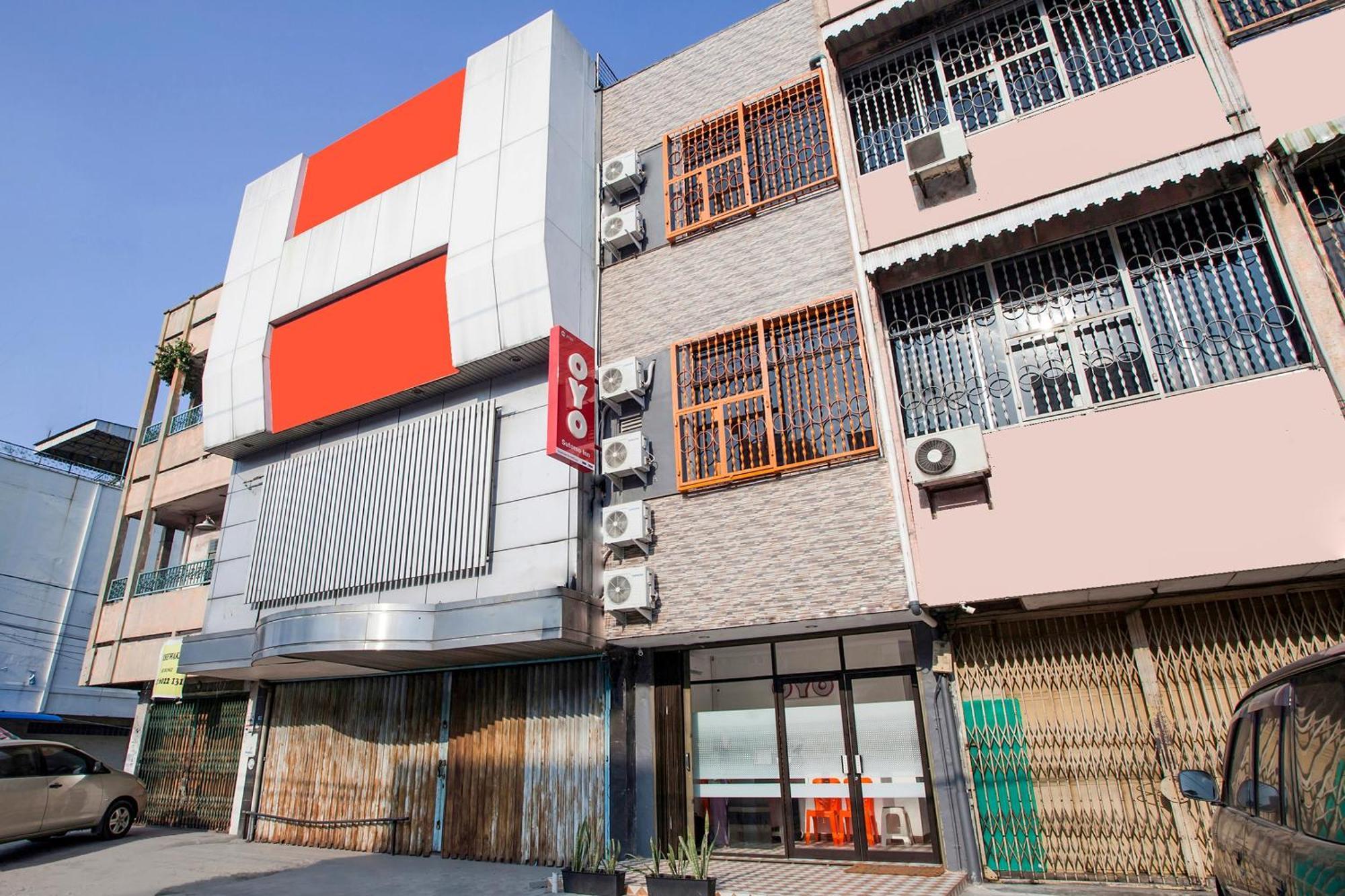 Oyo 2720 Sutomo Inn Medan Exteriör bild